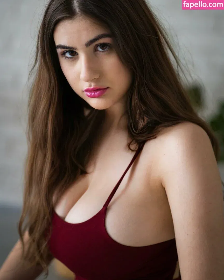 Xlovr Onlyfans Photo Gallery 