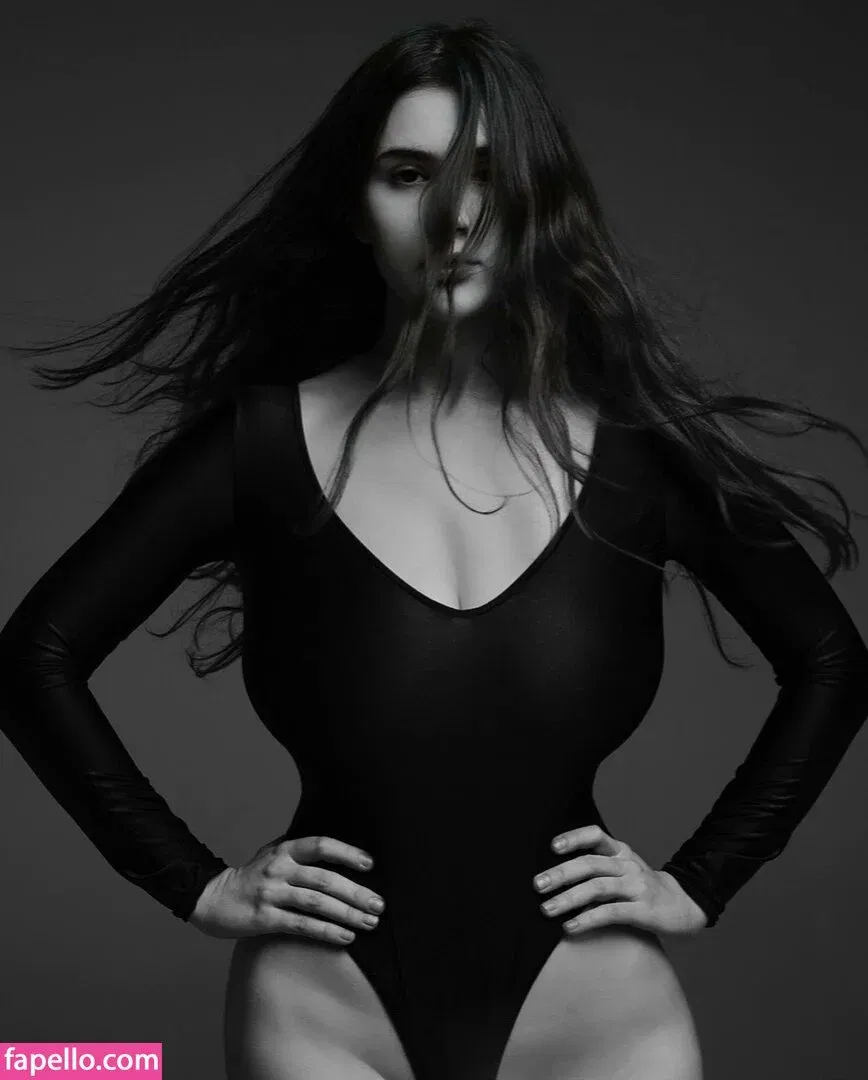 Xlovr Onlyfans Photo Gallery 