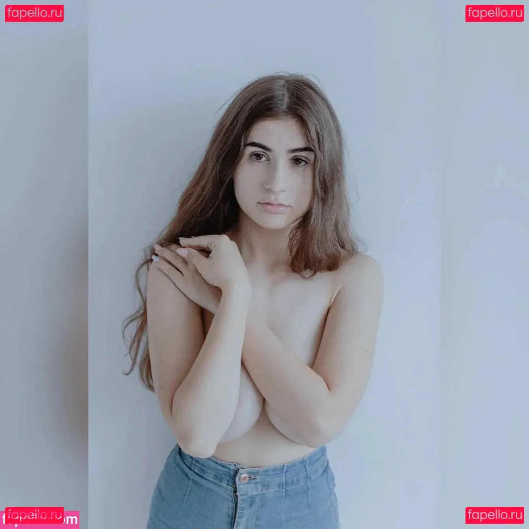 Xlovr Onlyfans Photo Gallery 