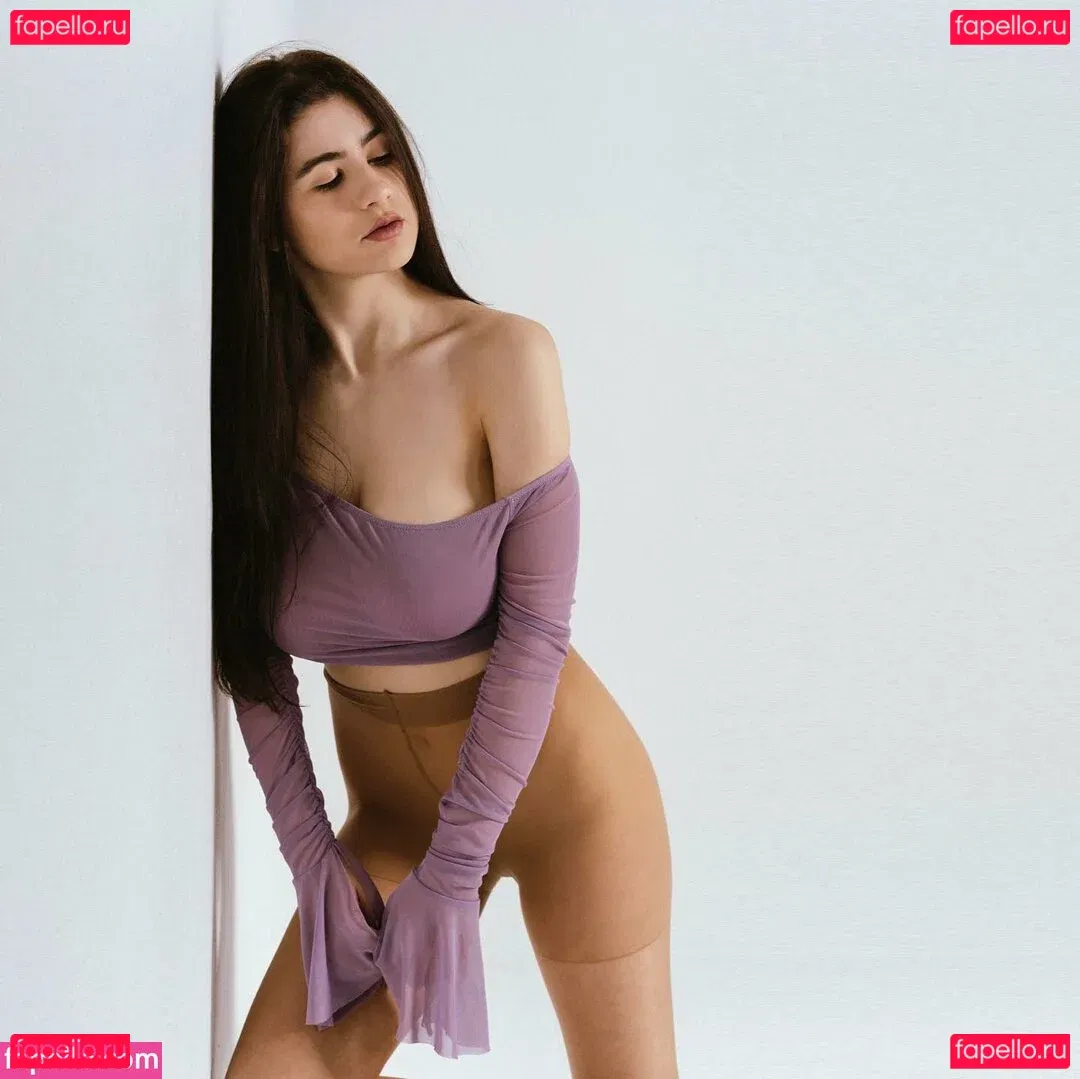 Xlovr Onlyfans Photo Gallery 