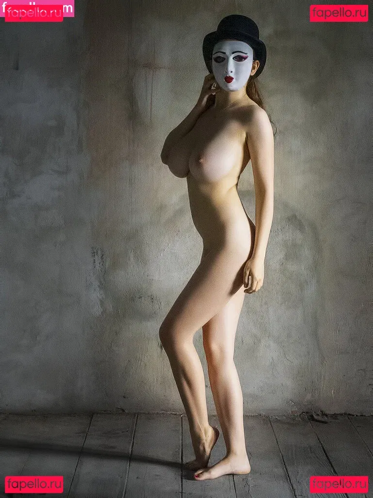 Xlovr Onlyfans Photo Gallery 