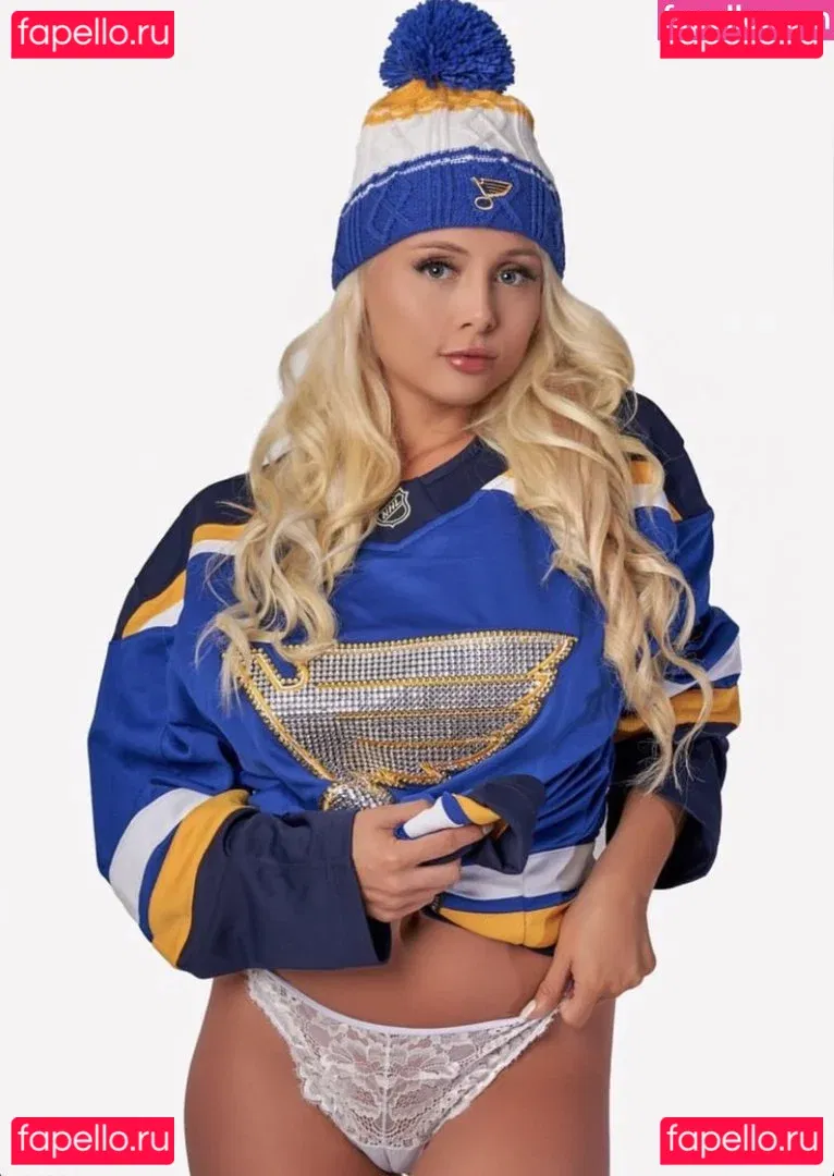 ciieraa Onlyfans Photo Gallery 