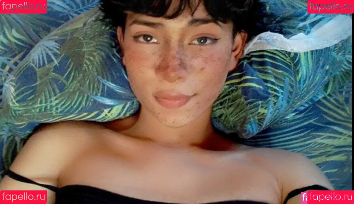 Lana Santhos Onlyfans Photo Gallery 
