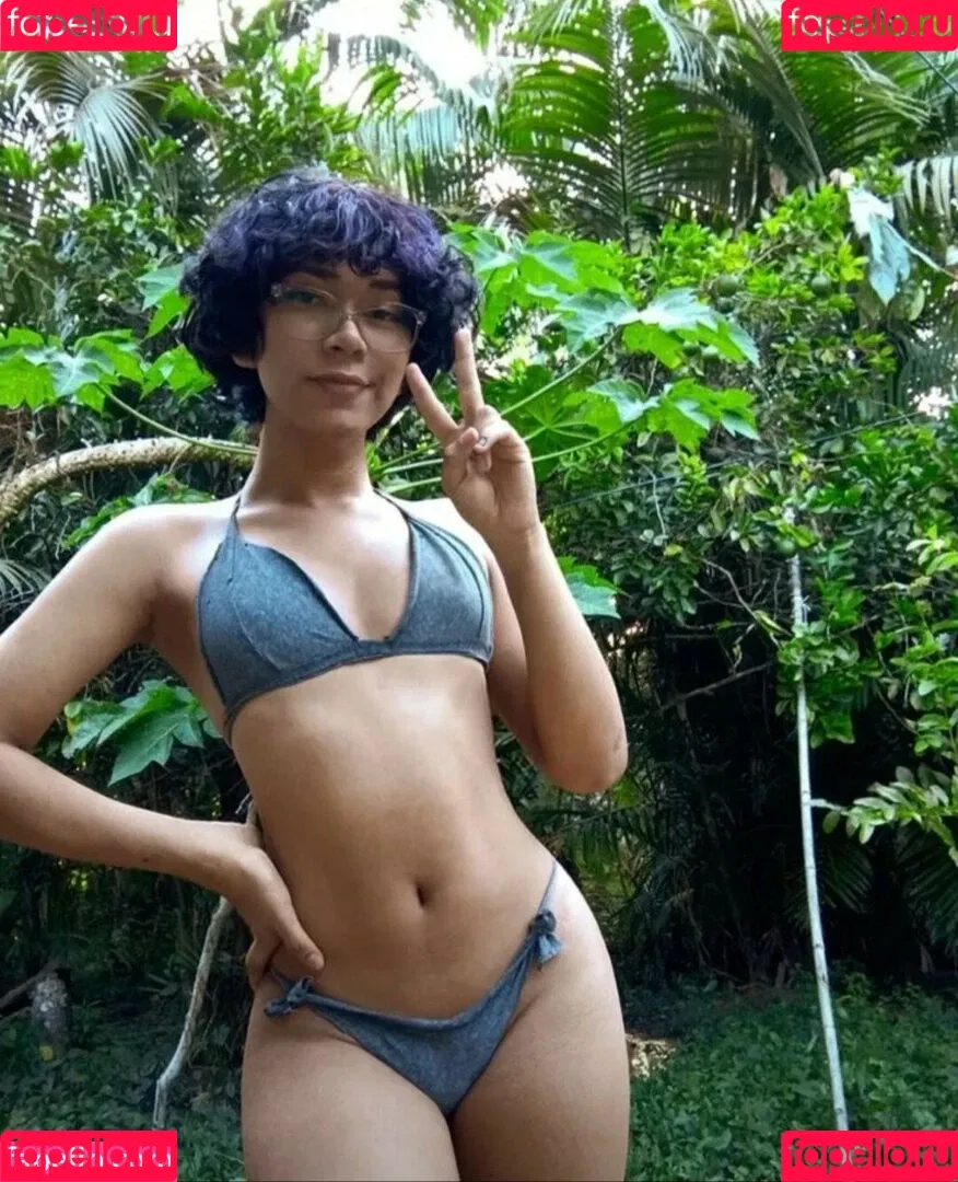 Lana Santhos Onlyfans Photo Gallery 