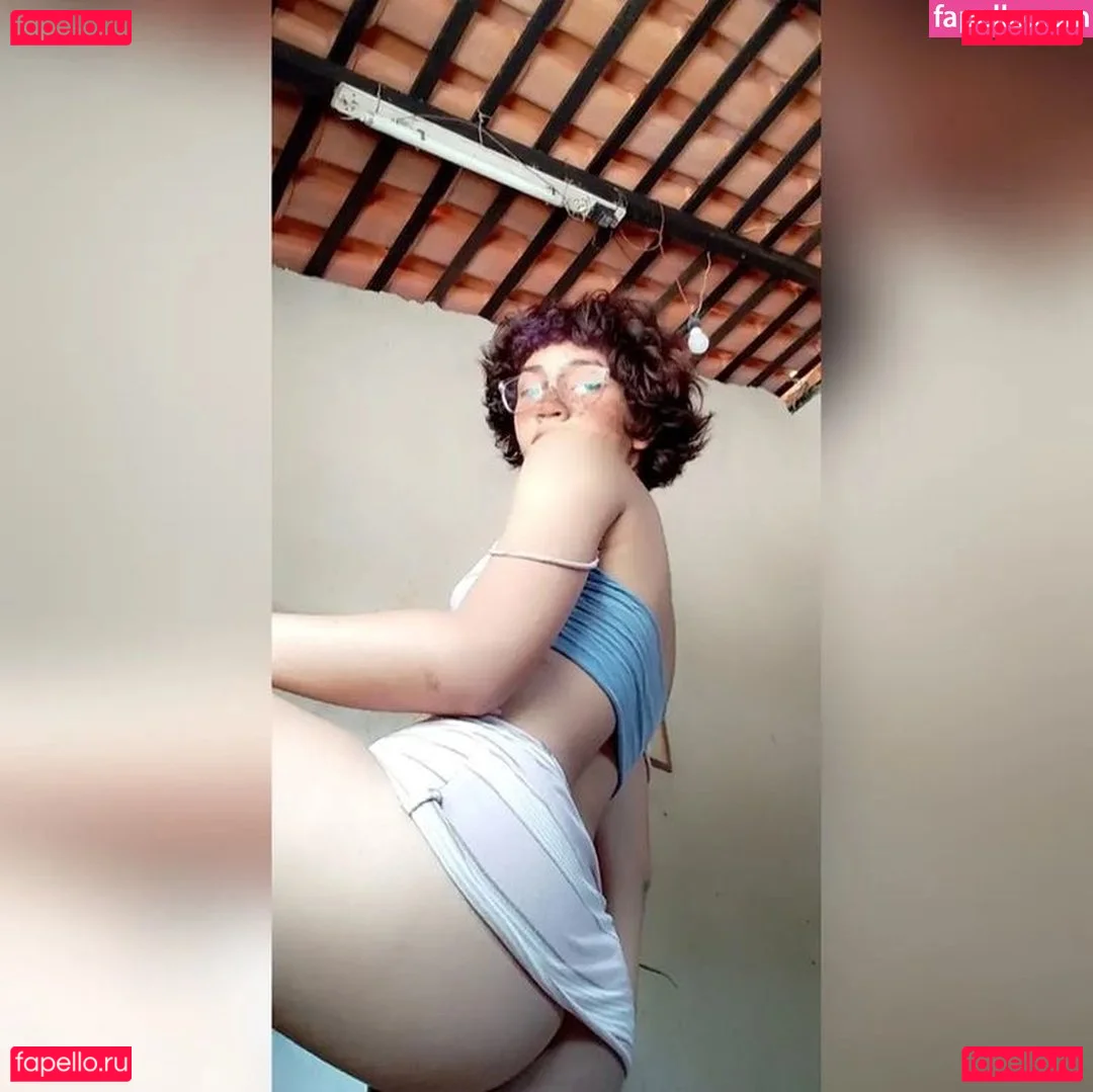 Lana Santhos Onlyfans Photo Gallery 