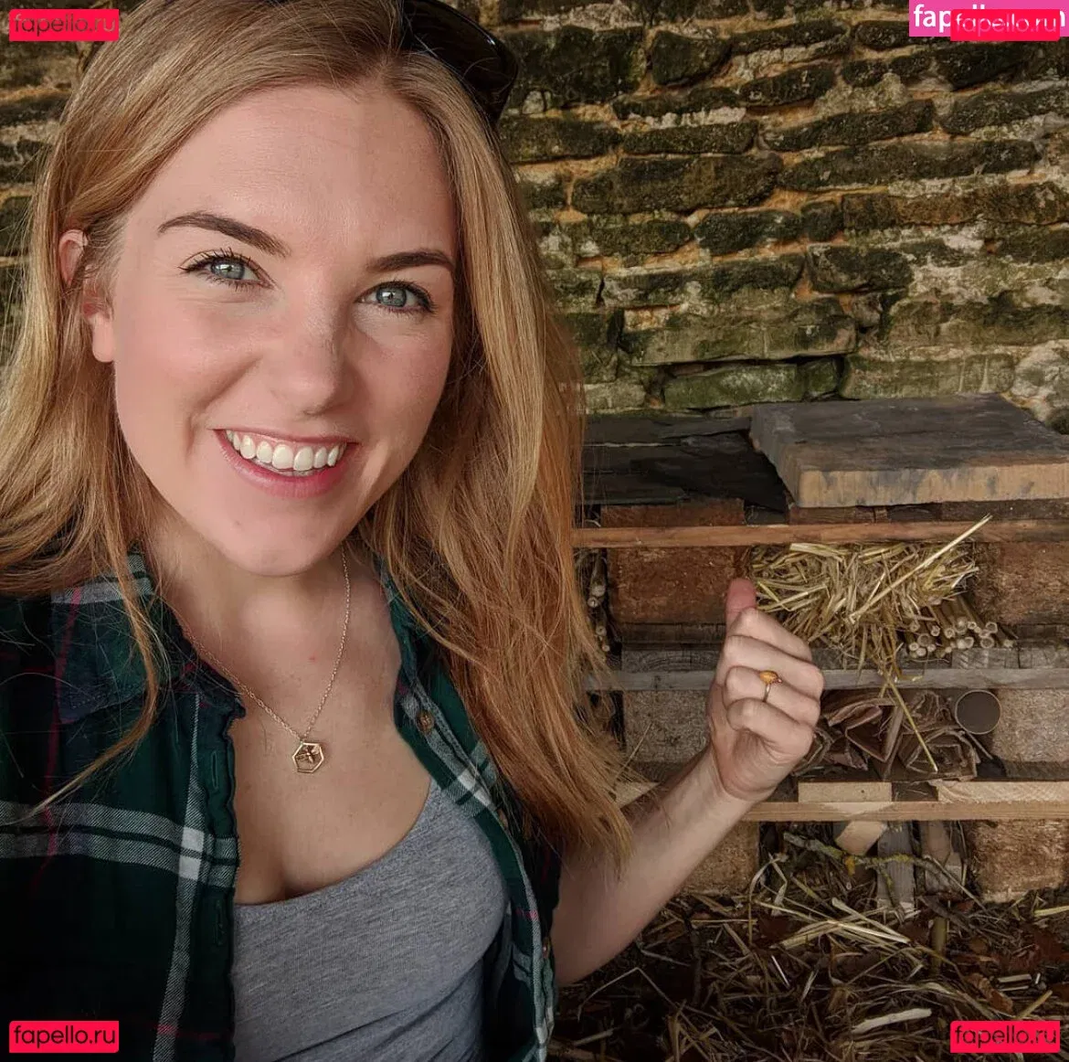 Maddie Moate Onlyfans Photo Gallery 