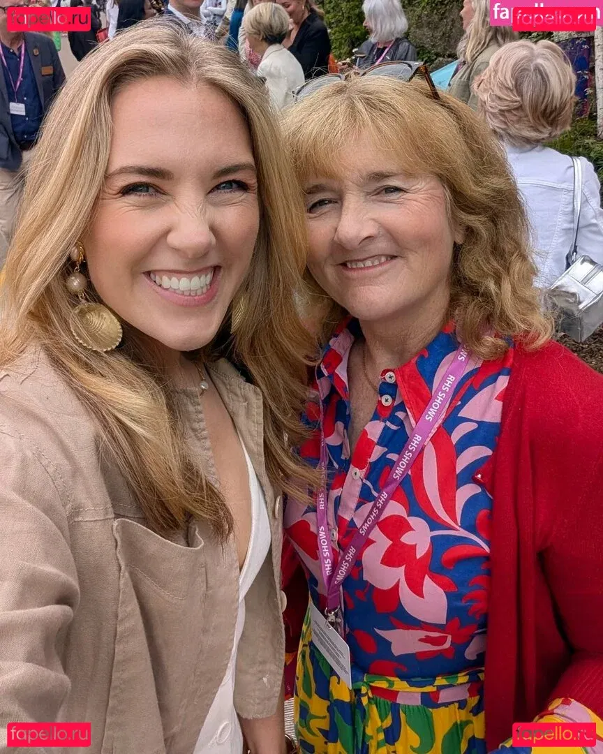 Maddie Moate Onlyfans Photo Gallery 