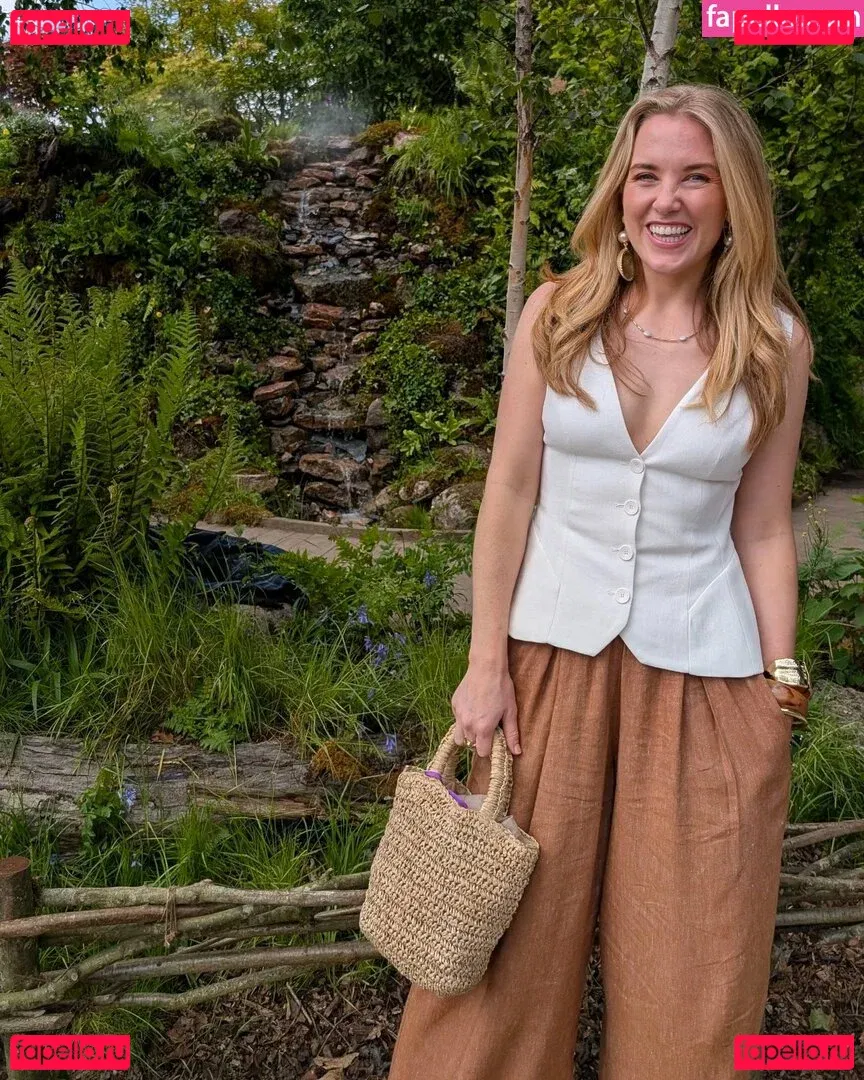 Maddie Moate Onlyfans Photo Gallery 