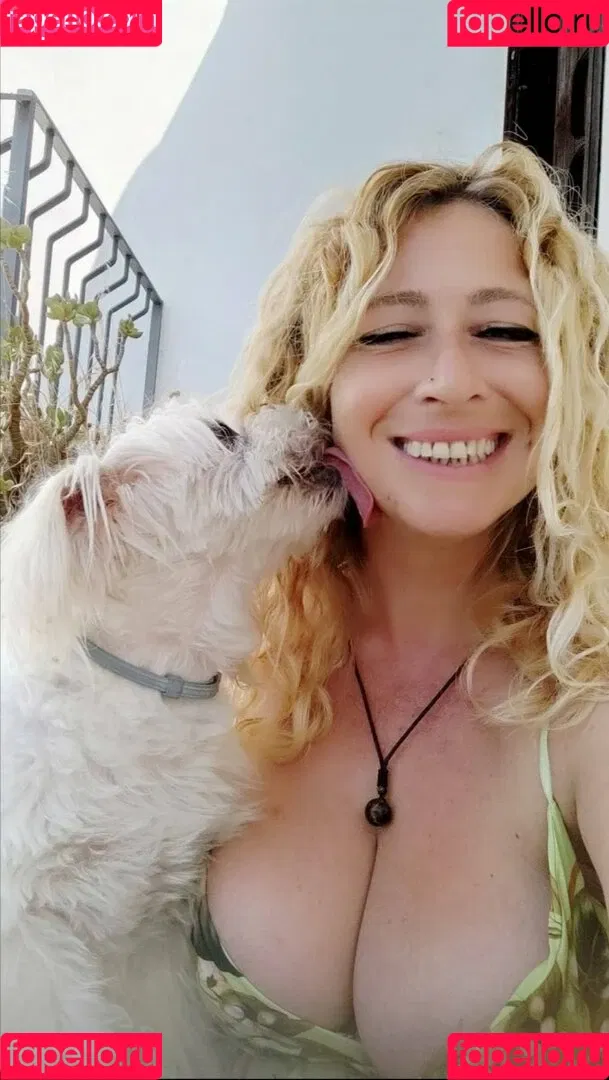 Sabina Di Iorio Onlyfans Photo Gallery 