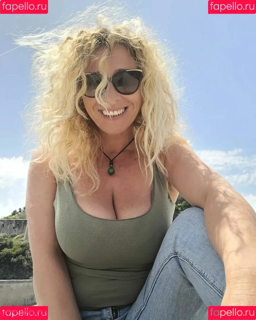 Sabina Di Iorio Onlyfans Photo Gallery 