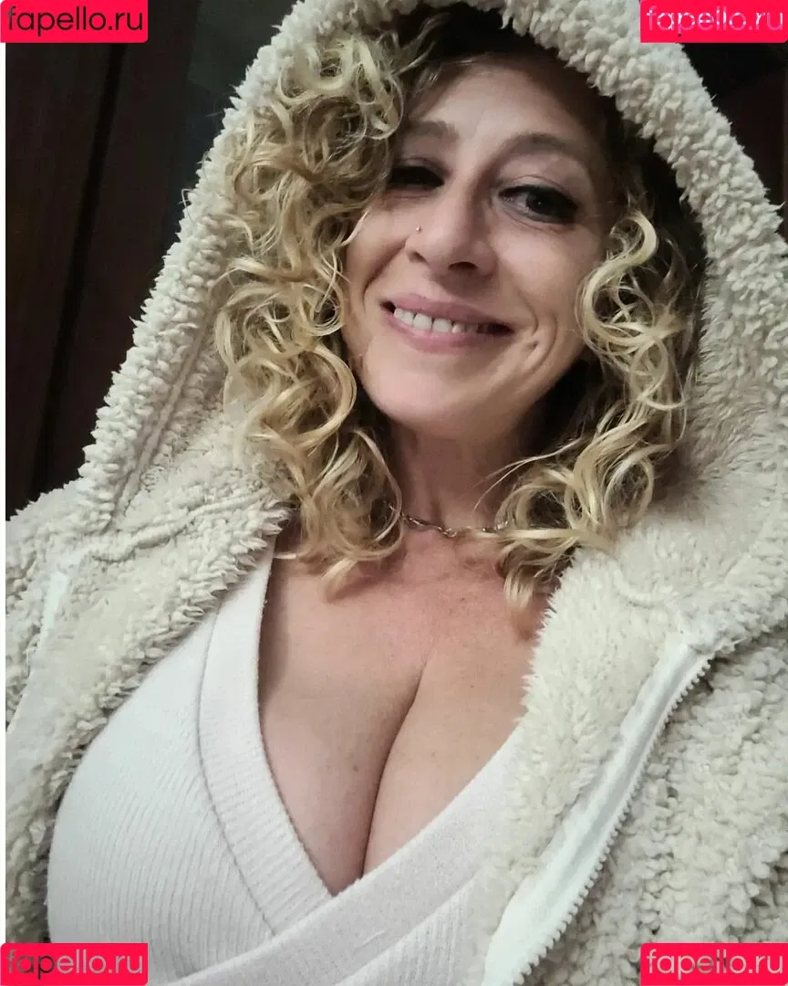 Sabina Di Iorio Onlyfans Photo Gallery 