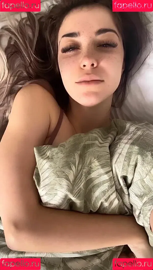 Anni The Duck Onlyfans Photo Gallery 