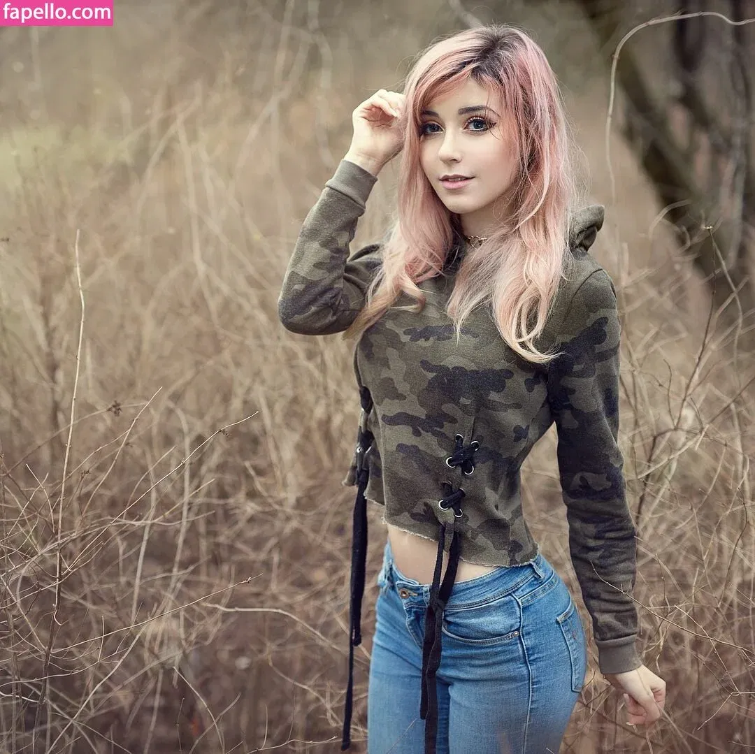 Anni The Duck Onlyfans Photo Gallery 