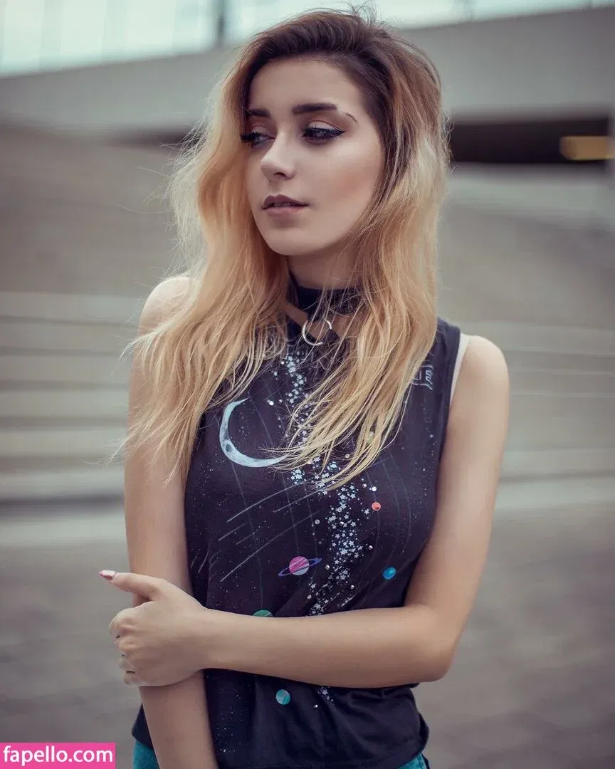 Anni The Duck Onlyfans Photo Gallery 