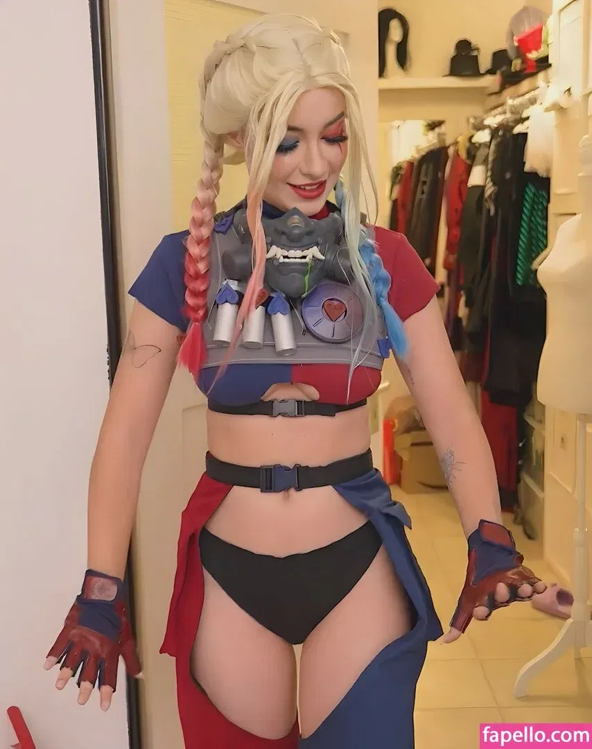 Anni The Duck Onlyfans Photo Gallery 