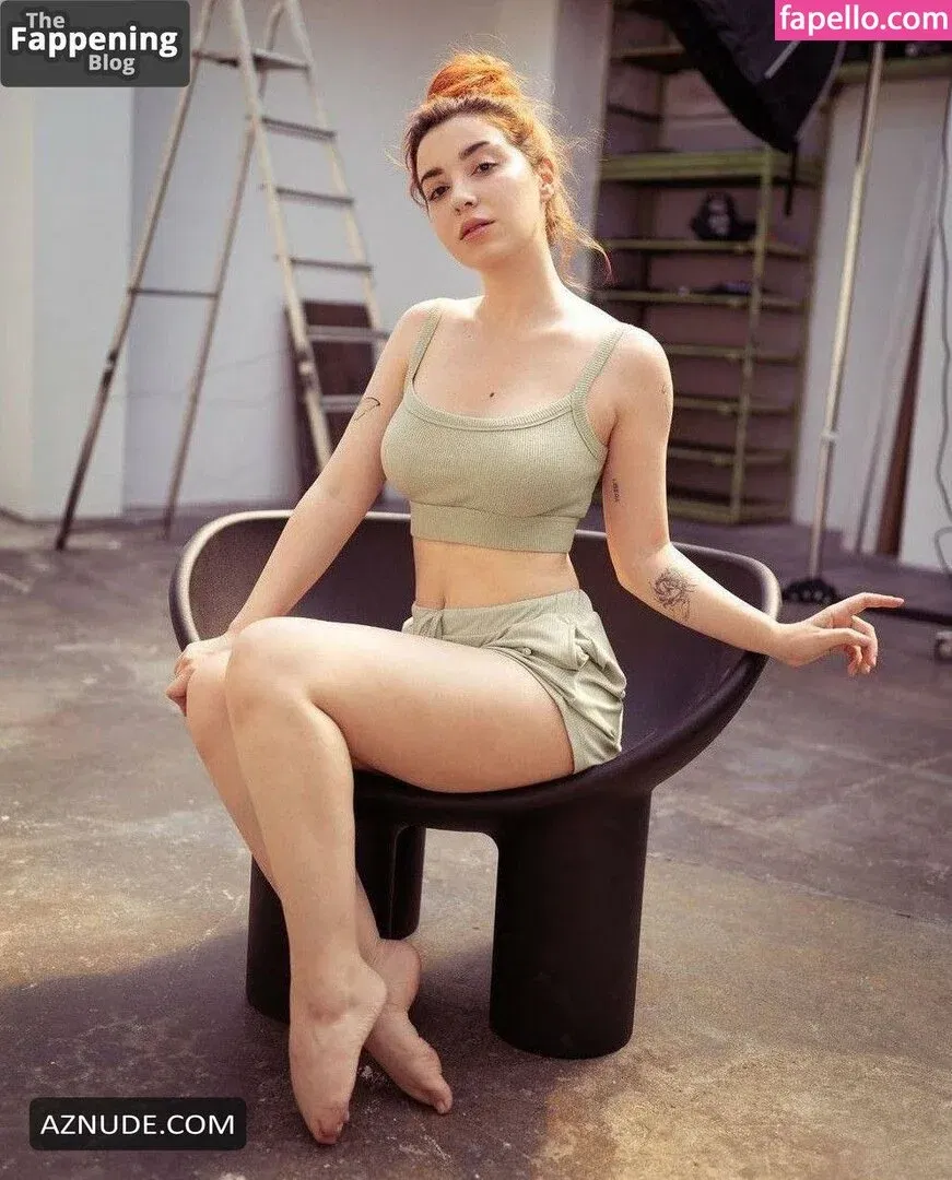 Anni The Duck Onlyfans Photo Gallery 