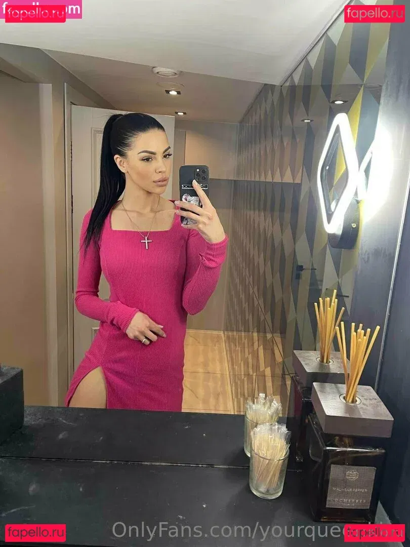 yourqueenkira Onlyfans Photo Gallery 