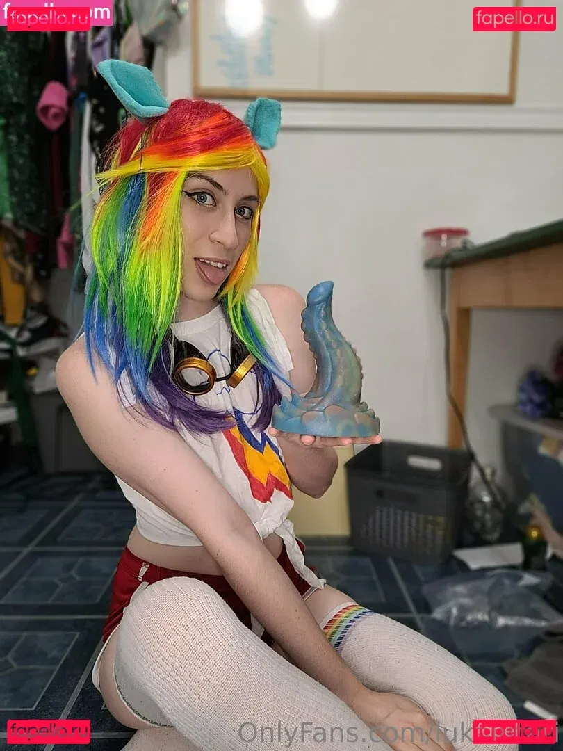 lukalutari Onlyfans Photo Gallery 