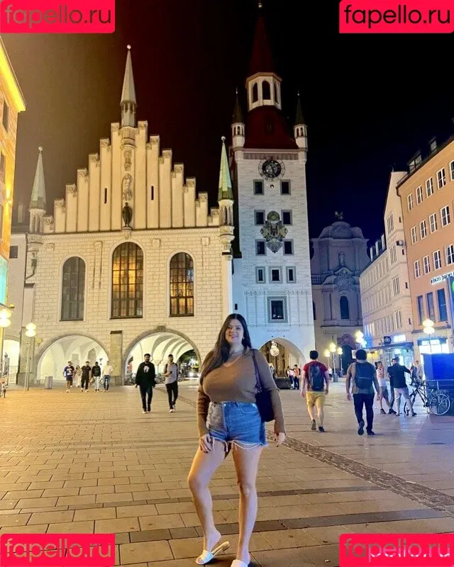 Terrisa Bukovinac Onlyfans Photo Gallery 