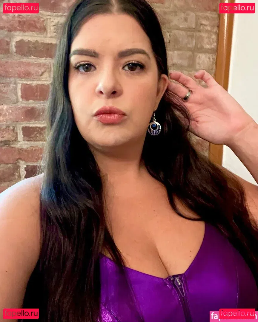 Terrisa Bukovinac Onlyfans Photo Gallery 