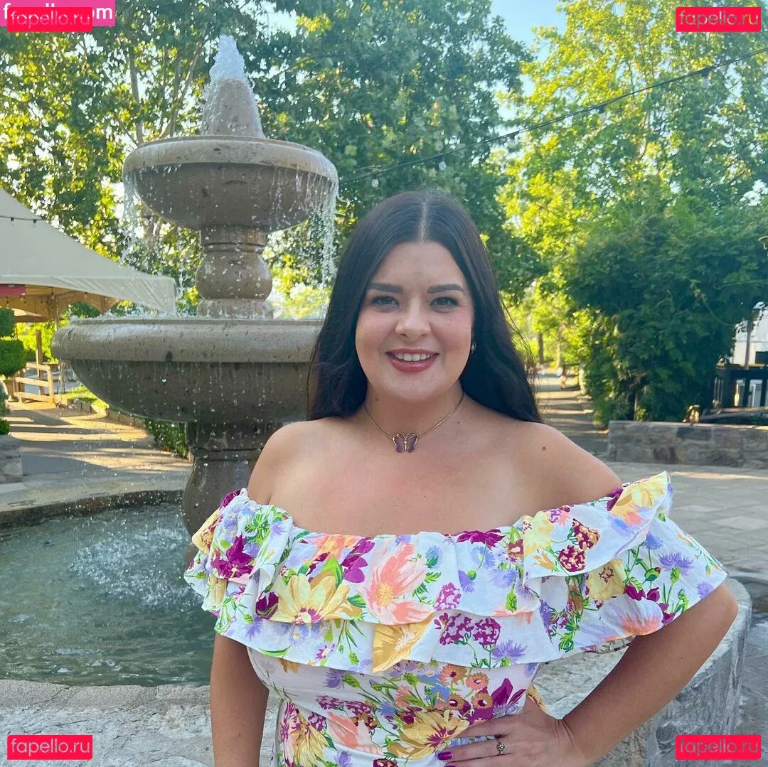 Terrisa Bukovinac Onlyfans Photo Gallery 