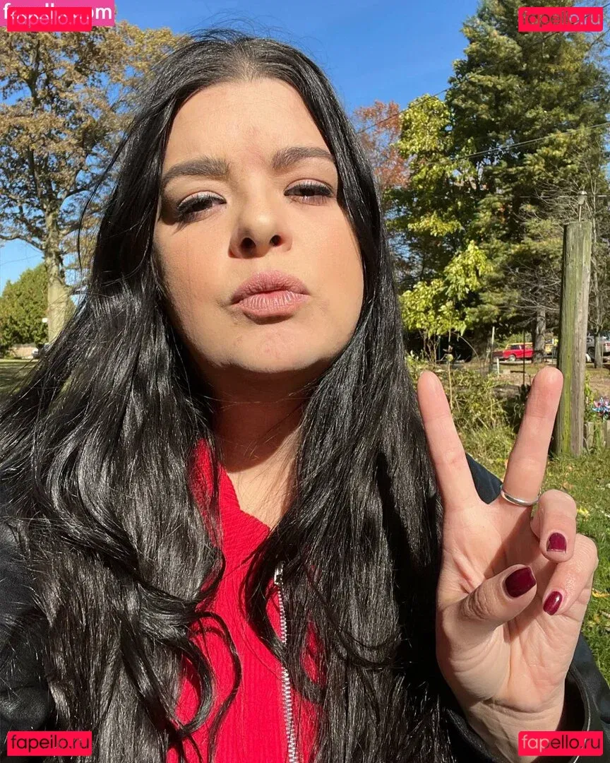 Terrisa Bukovinac Onlyfans Photo Gallery 