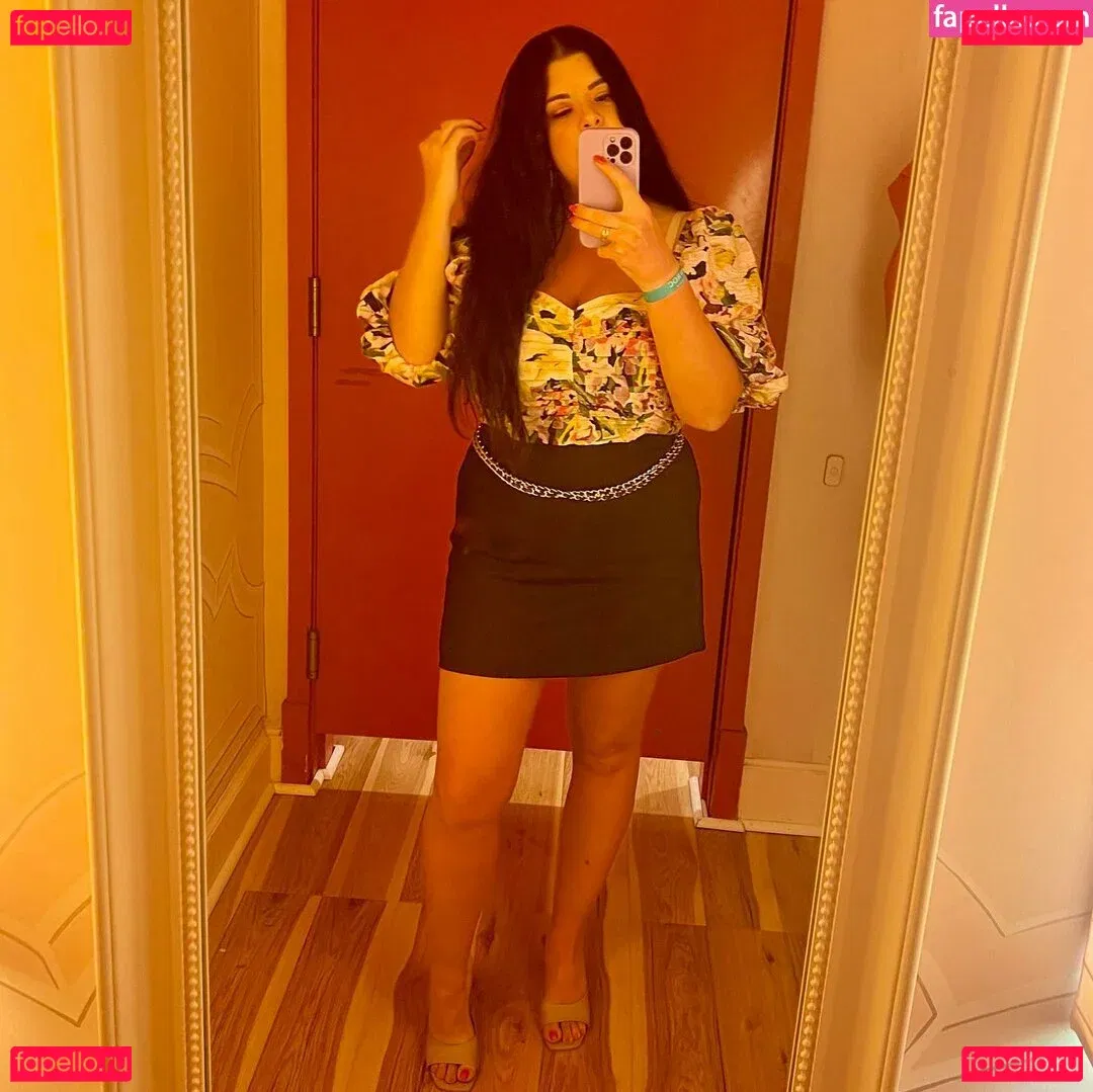 Terrisa Bukovinac Onlyfans Photo Gallery 