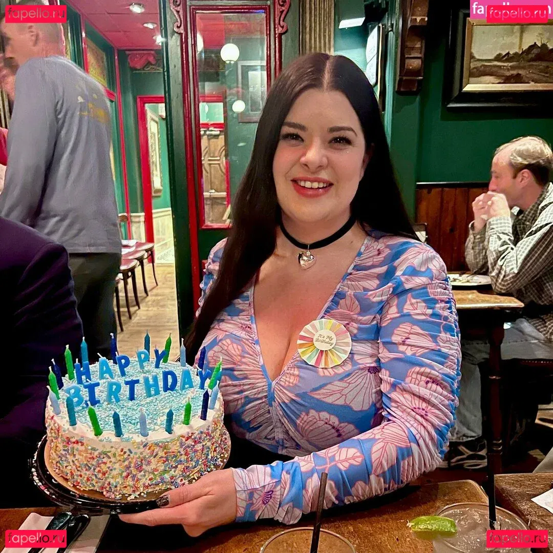 Terrisa Bukovinac Onlyfans Photo Gallery 