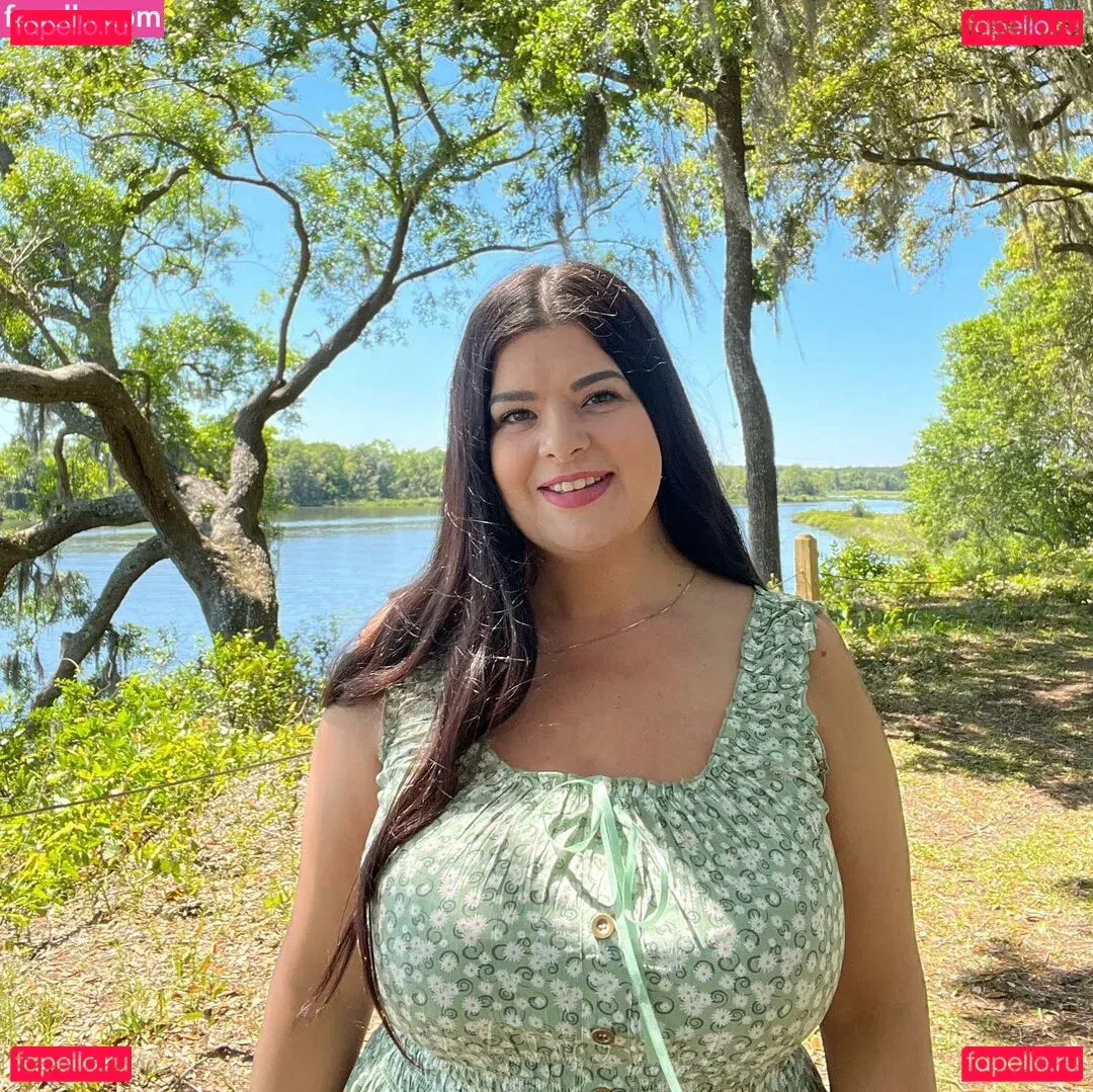 Terrisa Bukovinac Onlyfans Photo Gallery 