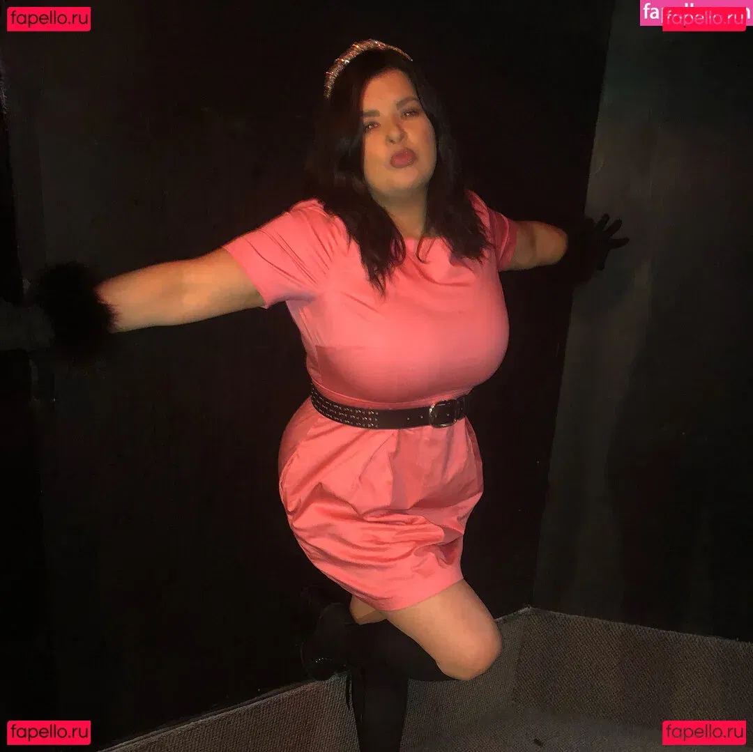 Terrisa Bukovinac Onlyfans Photo Gallery 