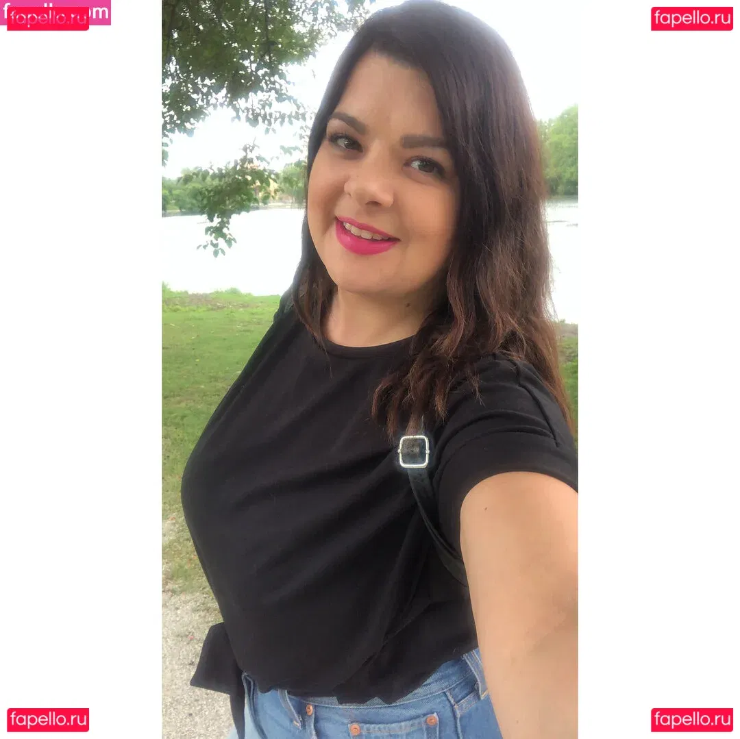 Terrisa Bukovinac Onlyfans Photo Gallery 