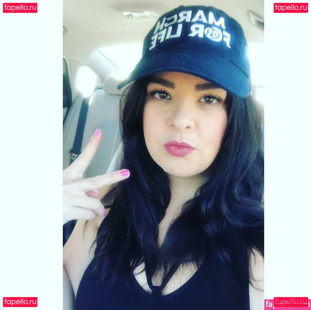 Terrisa Bukovinac Onlyfans Photo Gallery 