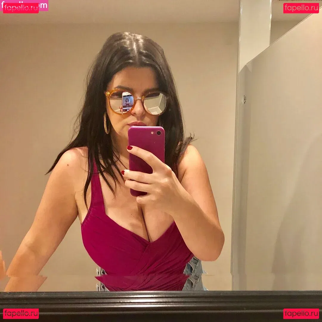 Terrisa Bukovinac Onlyfans Photo Gallery 