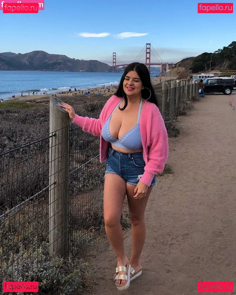 Terrisa Bukovinac Onlyfans Photo Gallery 