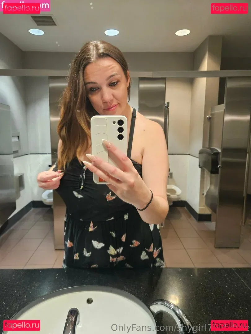 shygirl702lvfree Onlyfans Photo Gallery 