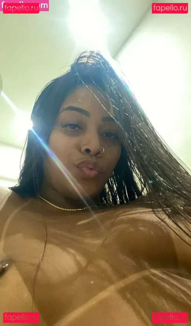 Cynthya Cybelle Onlyfans Photo Gallery 