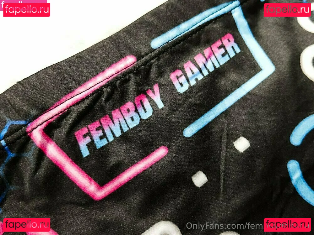 femboygaming Onlyfans Photo Gallery 