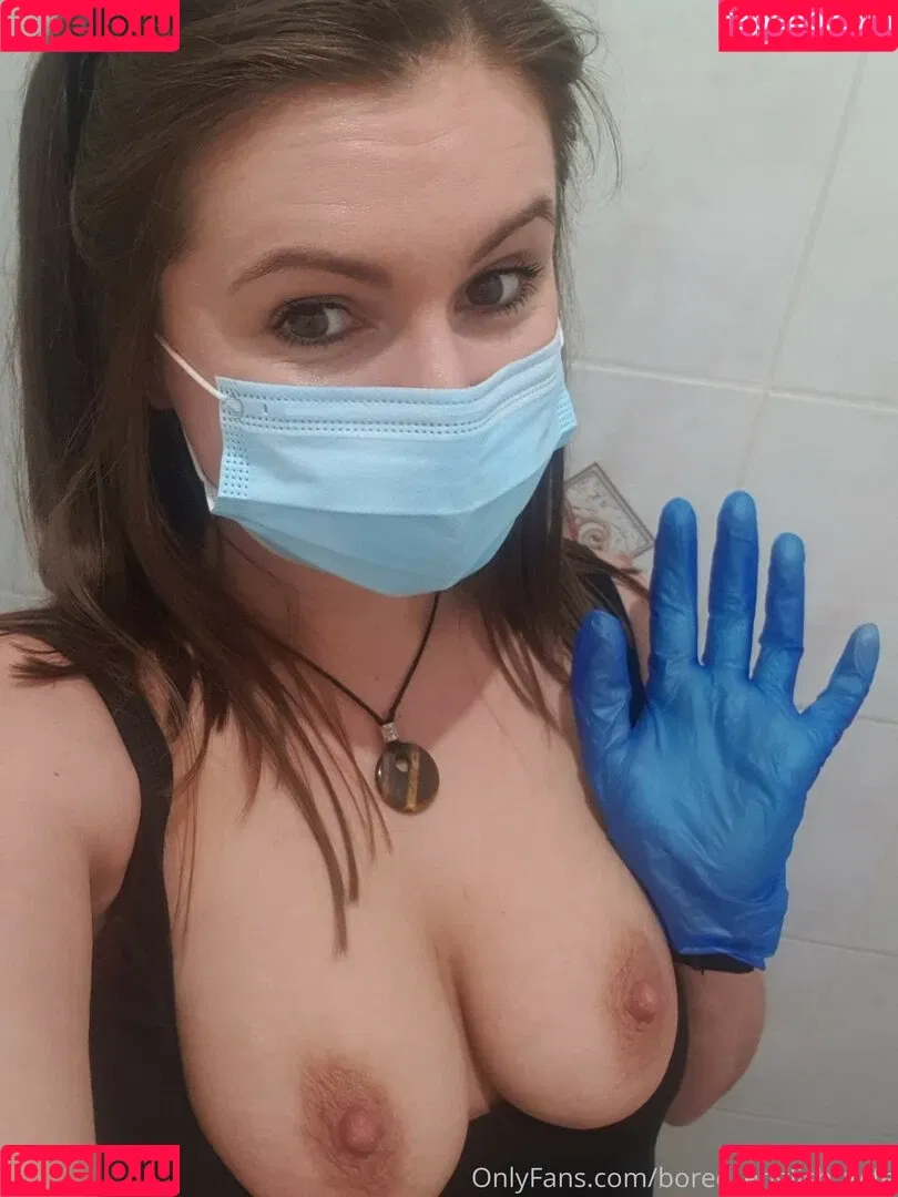 boredenglishwife Onlyfans Photo Gallery 
