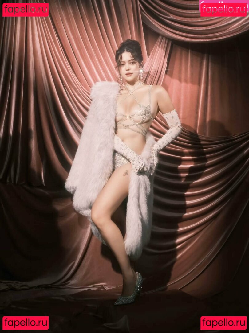 Sue Ramirez Nude Onlyfans Photo 10
