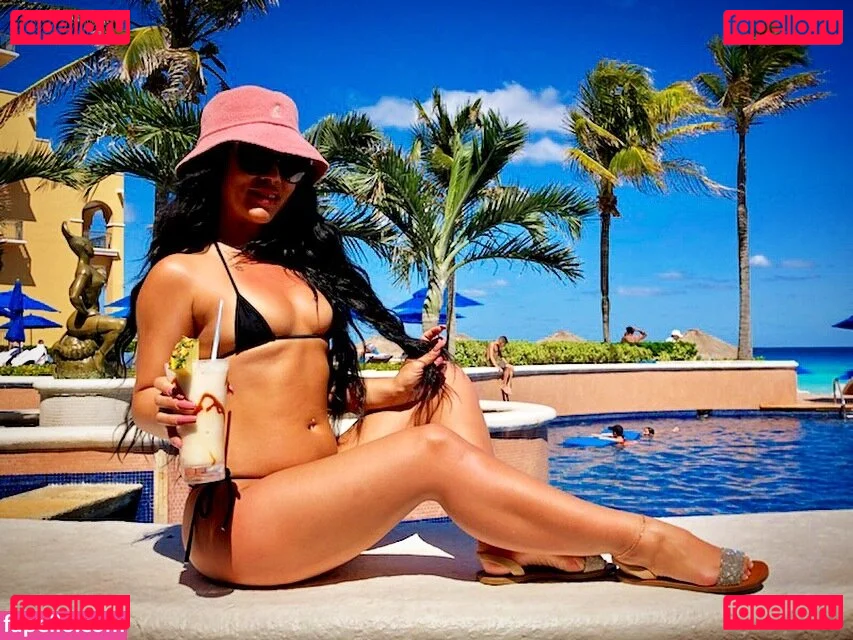 kristinarose Onlyfans Photo Gallery 