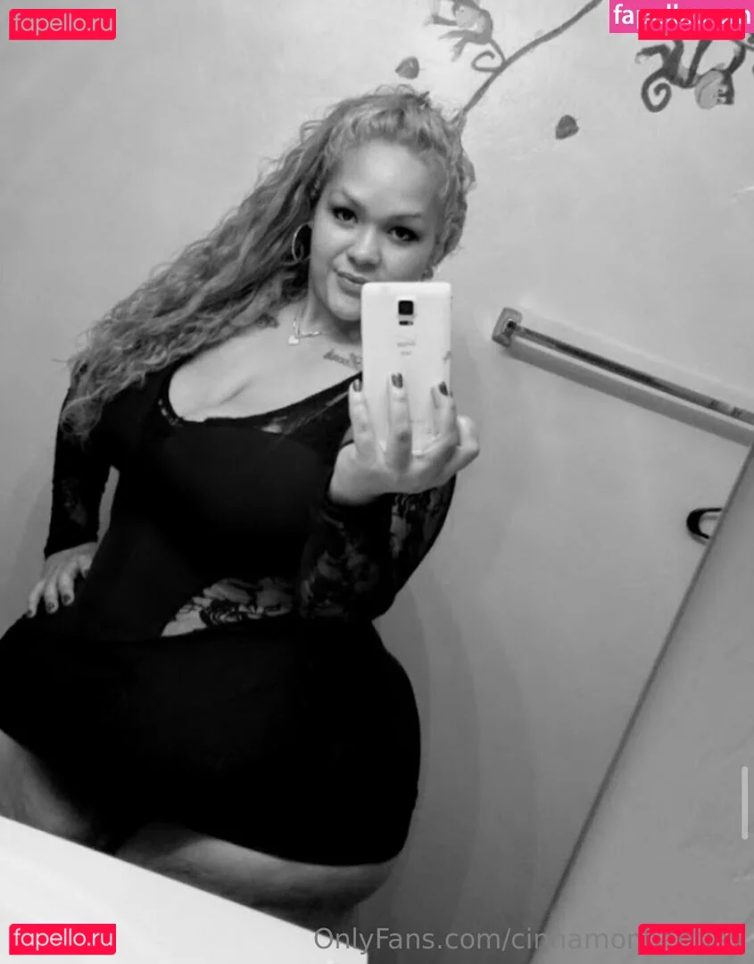 cinnamonbentley Onlyfans Photo Gallery 