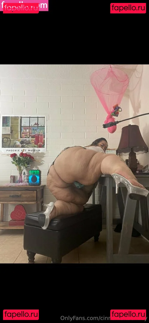 cinnamonbentley Onlyfans Photo Gallery 