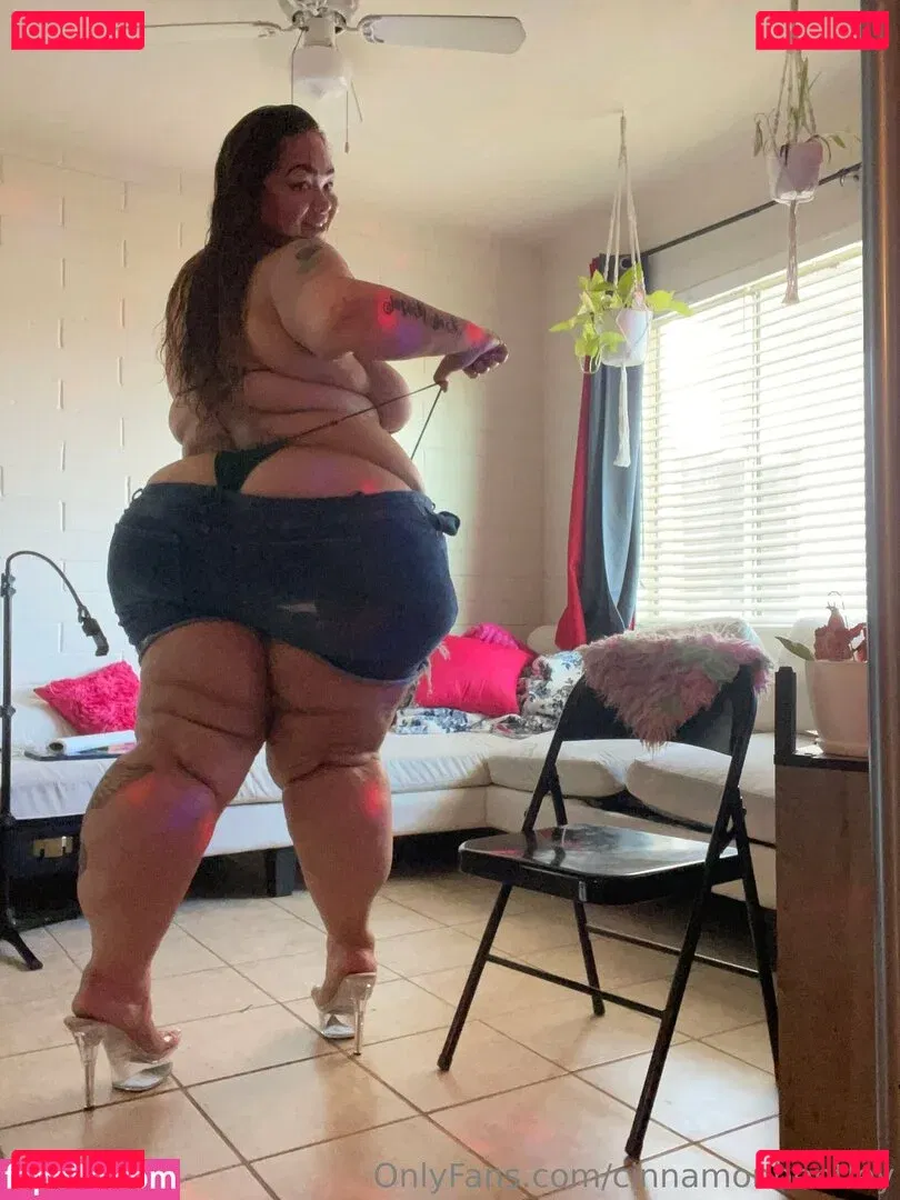 cinnamonbentley Onlyfans Photo Gallery 