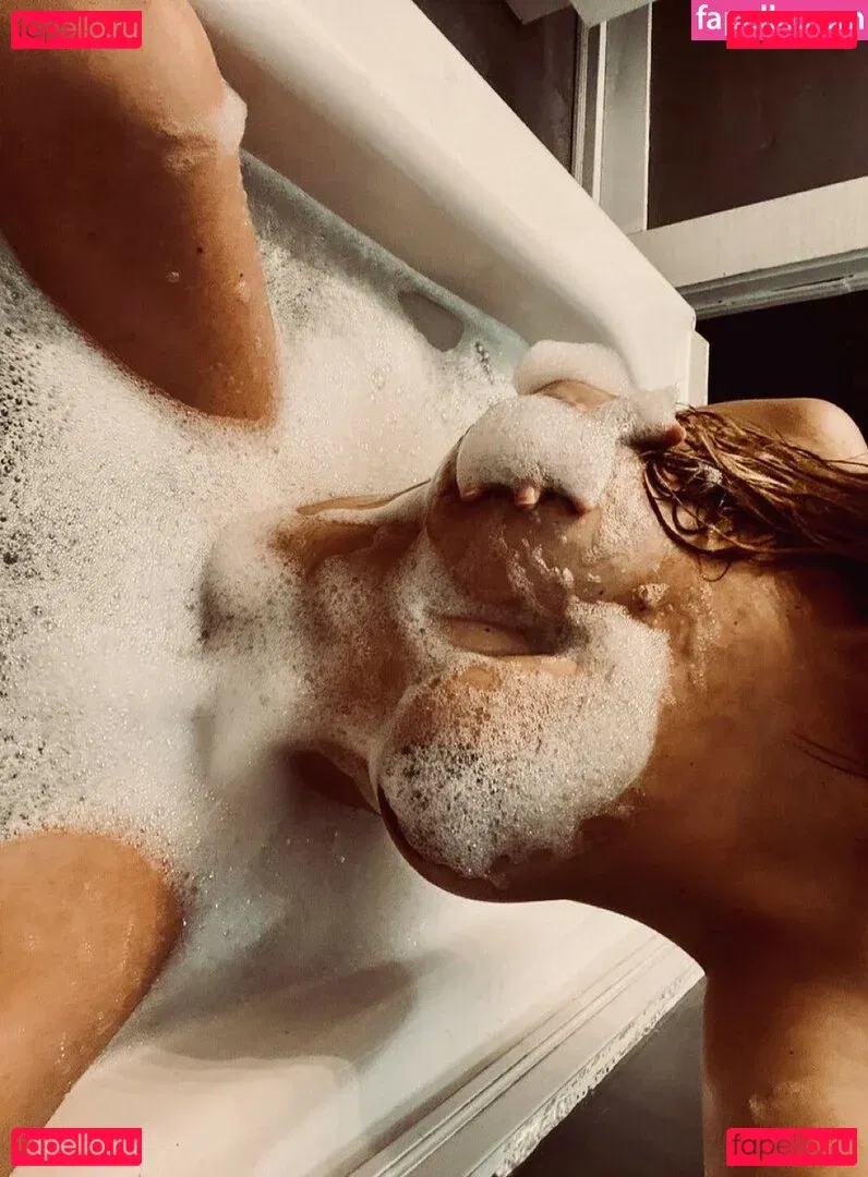 Avalbin Onlyfans Photo Gallery 