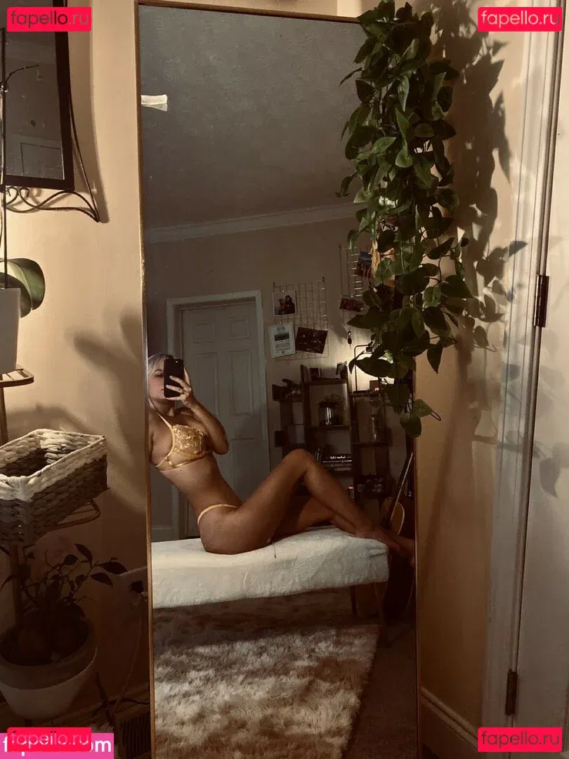 Avalbin Onlyfans Photo Gallery 