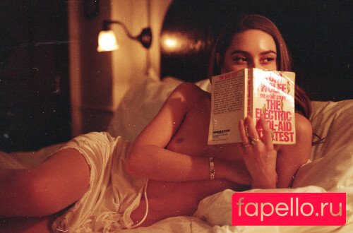 Tessa’s Ghost Nude Onlyfans Photo 23