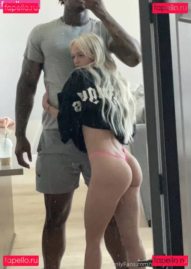 badlittlebarbie18 Onlyfans Photo Gallery 