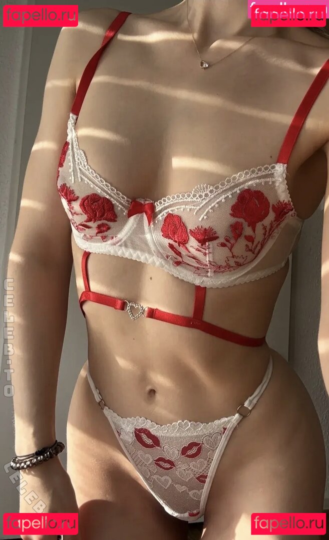 Lina Luxuria Nude Onlyfans Photo 7