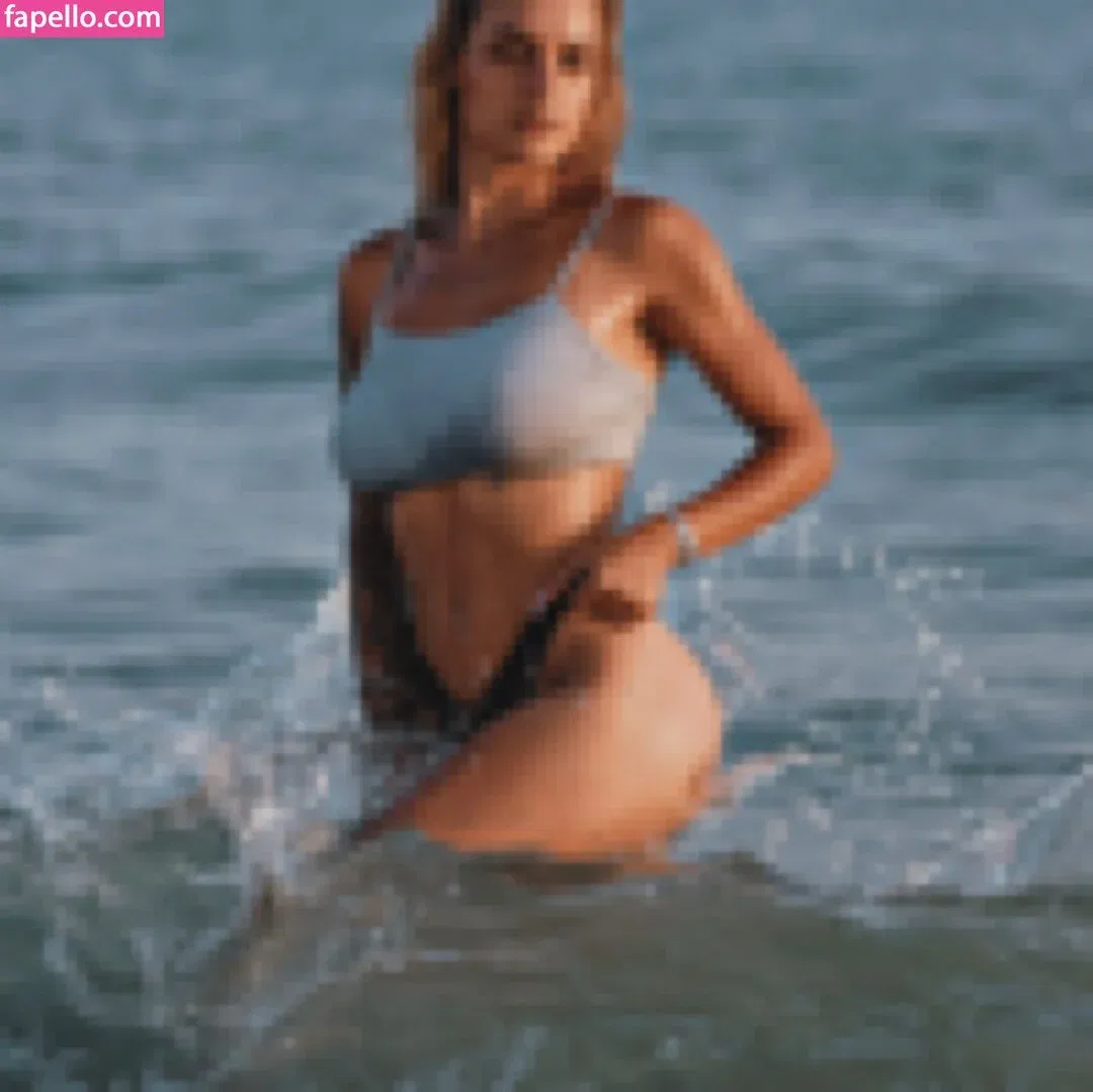 Linda Fioretti Onlyfans Photo Gallery 