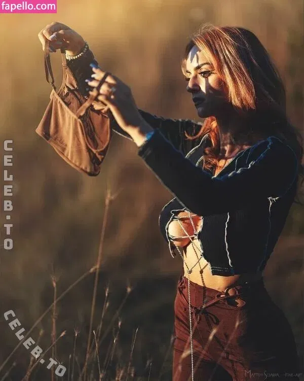 Linda Fioretti Onlyfans Photo Gallery 